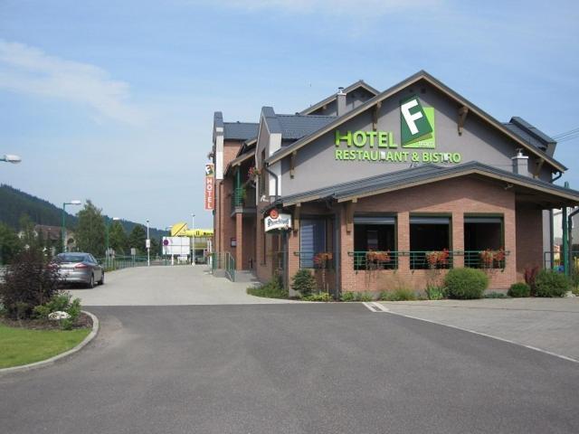F - Team Hotel Liptovský Hrádok 외부 사진