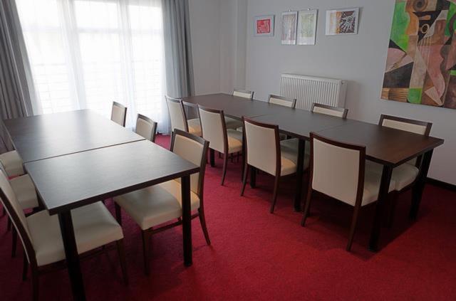 F - Team Hotel Liptovský Hrádok 외부 사진