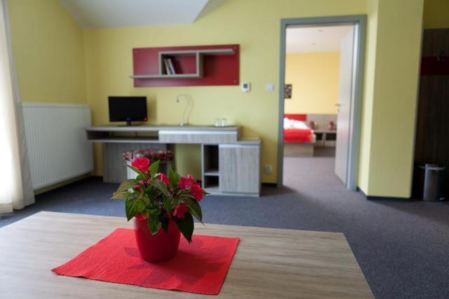 F - Team Hotel Liptovský Hrádok 객실 사진